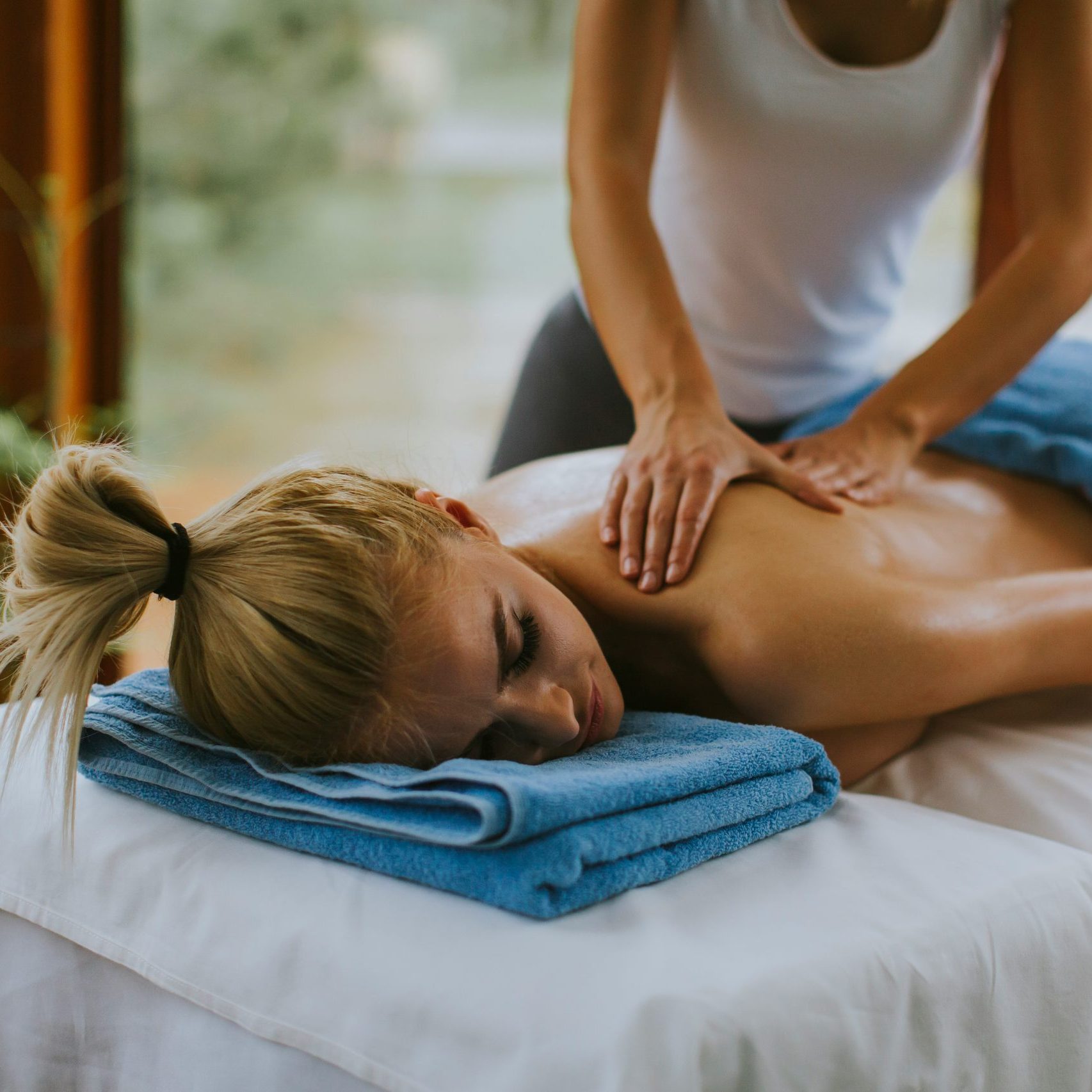 peloha, massage, spark touch, reiki, accupressure
